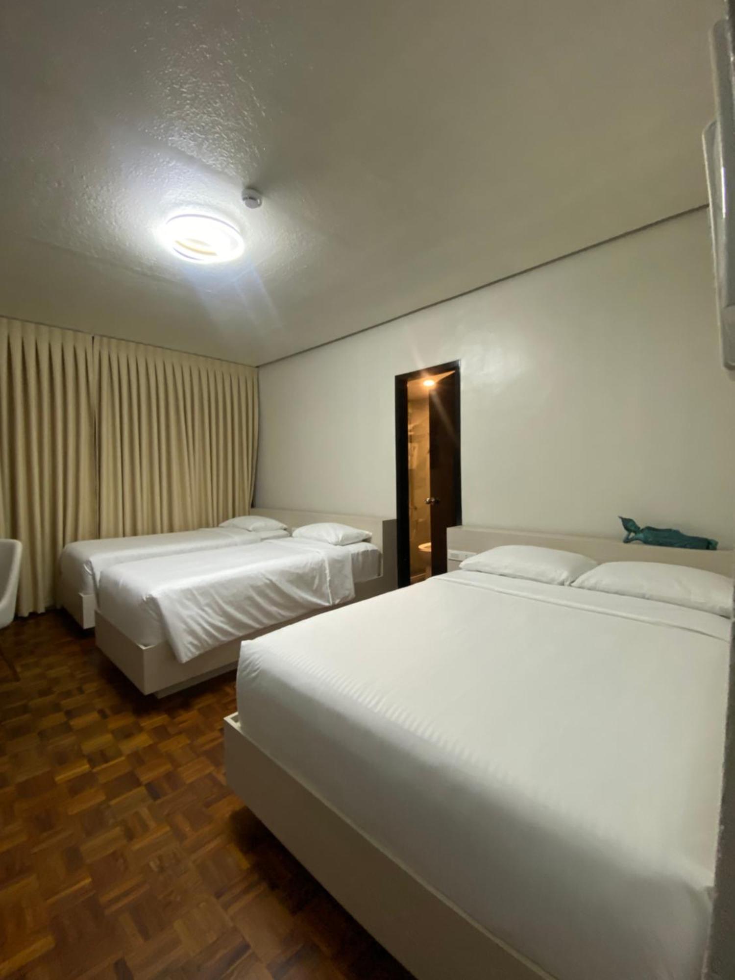Honey Suite Room Inside Bee Cafe Cebu At Ayala Area Kültér fotó